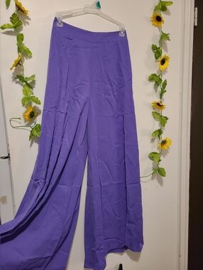 Nwot Womens Xsmall Purple Wide Leg Flowy Pants